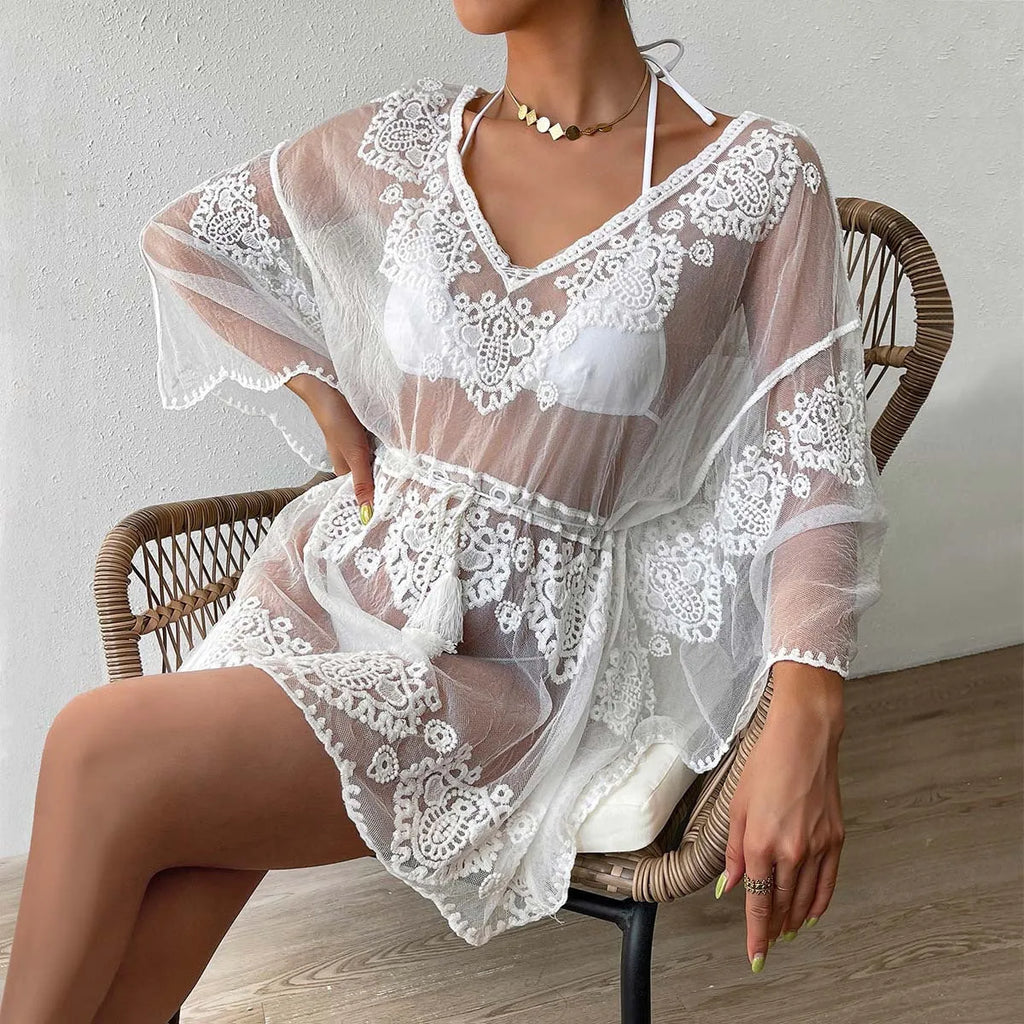 White polyester beach blouse with sun protection for women's swimming and beach activities