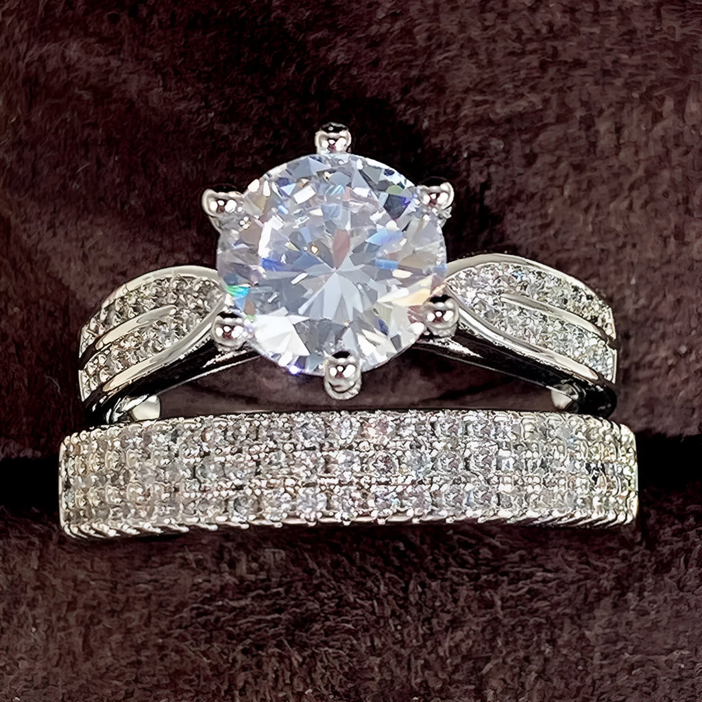 White gold colour geometric wedding ring bracelet with round design elements