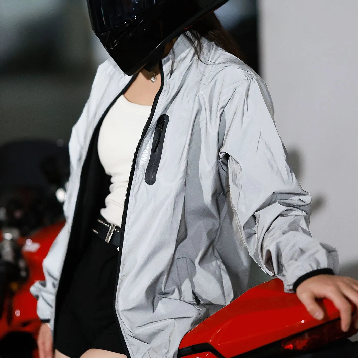 Silver waterproof polyester windproof long-sleeved coat with sizing options from S to 3XL