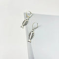 Retro fishbone pendant necklace and earrings set with adjustable O-chain in alloy construction