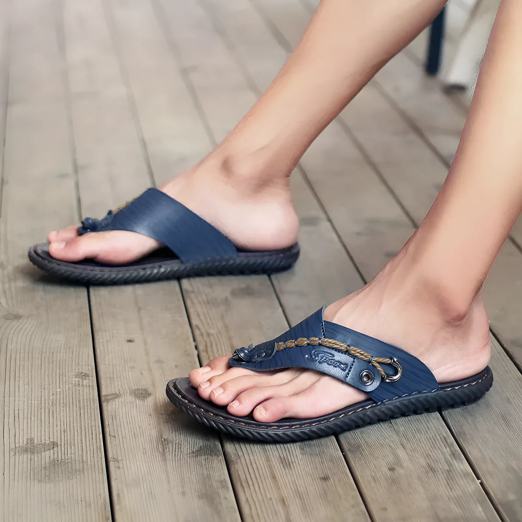 Men's lightweight casual slipper in PU leather with non-slip sole, shown in available colours.