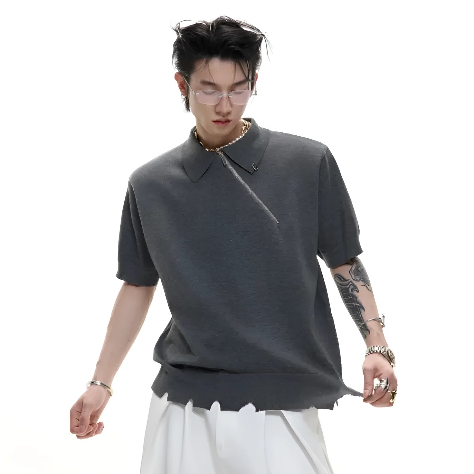 Men's slim-fit knitted polo shirt with diagonal zipper in black, grey or white colour options