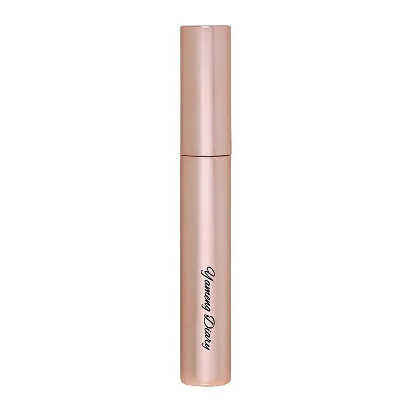 Mascara tube for long curling and long-lasting setting in black and brown colour options