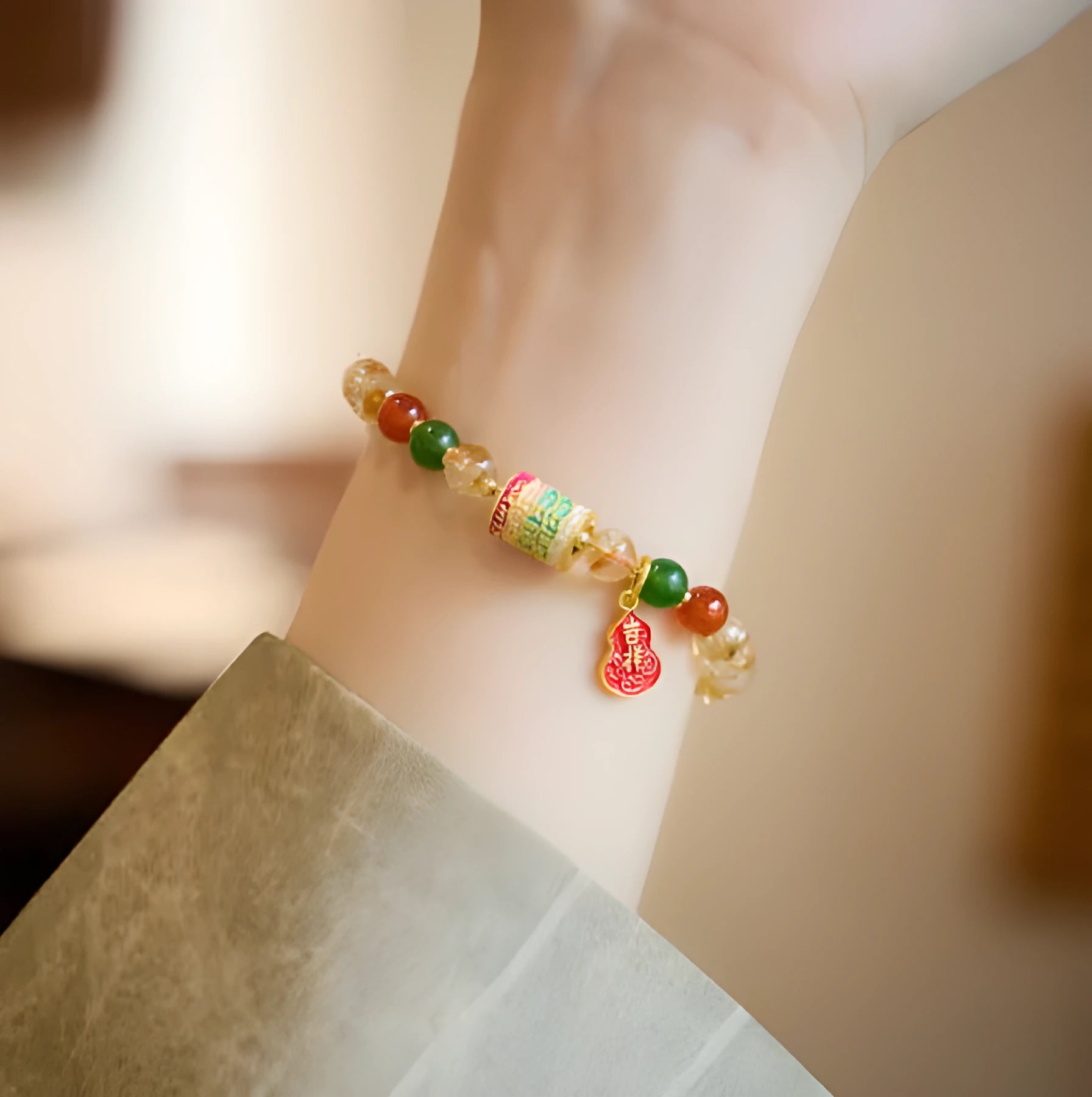 Hand-woven citrine crystal bracelet with geometric five-warp pattern and 6mm beads