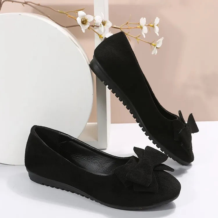Women's rubber sole plus size flat casual shoes in black with suede bow, round toe, low heel