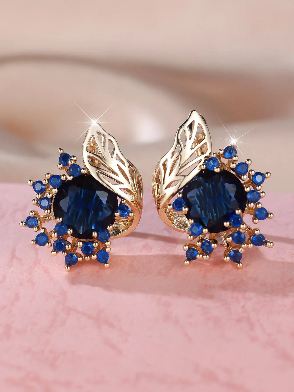 Round floral feather earrings with zircon diamonds in rose gold setting