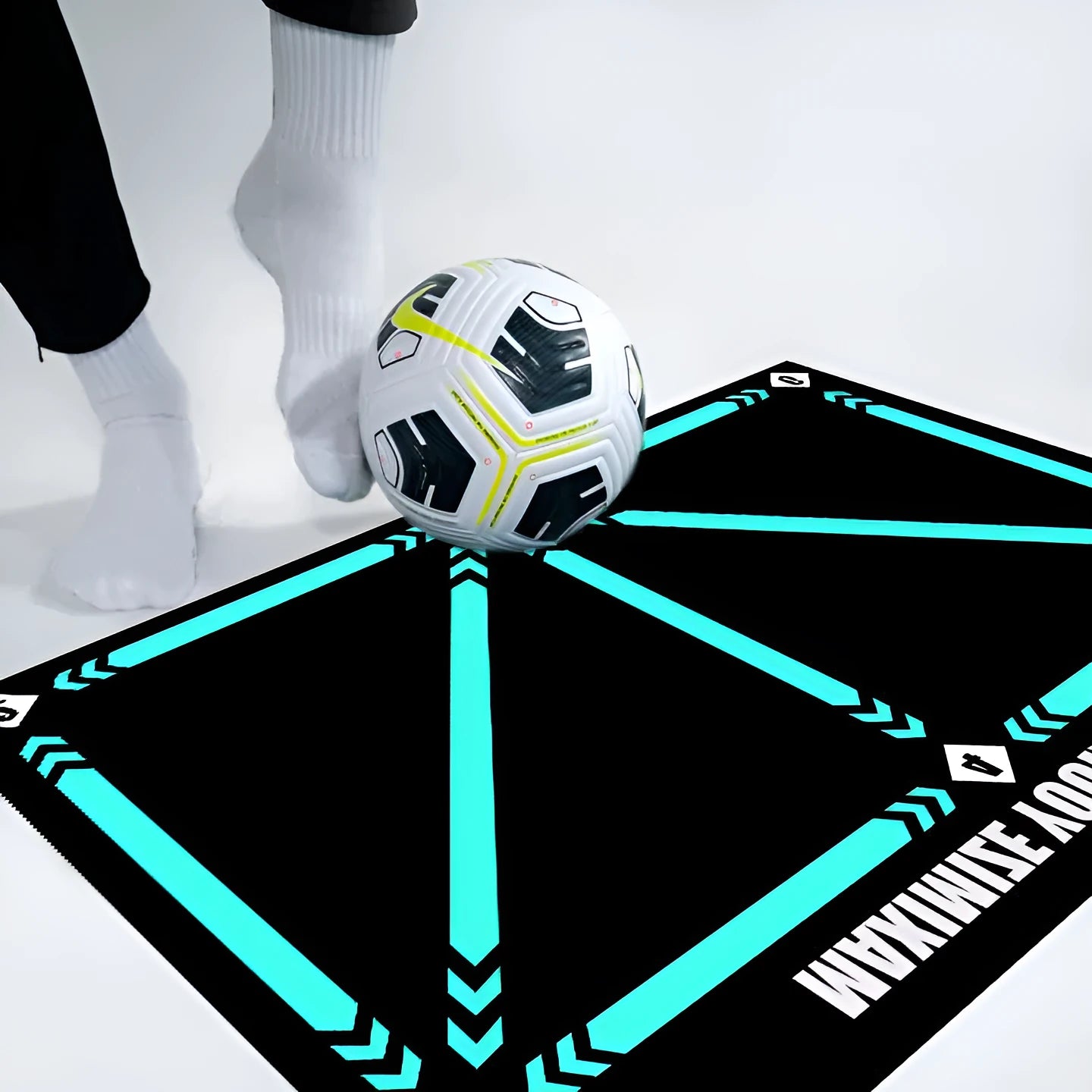 Rubber football training mat in cushion colour with socks accessory