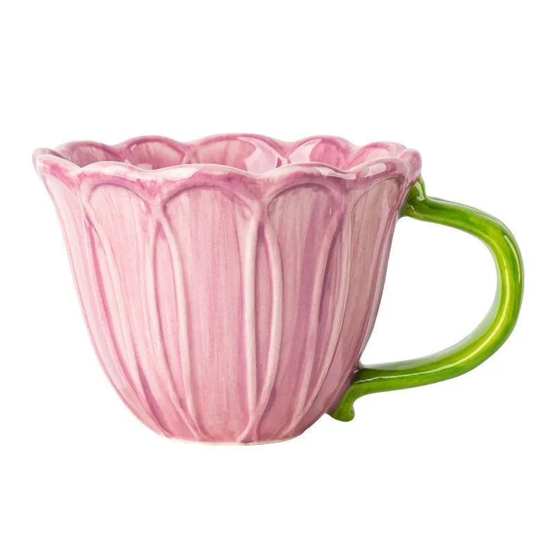 Red and purple ceramic breakfast mugs with floral pattern, 500ml capacity.