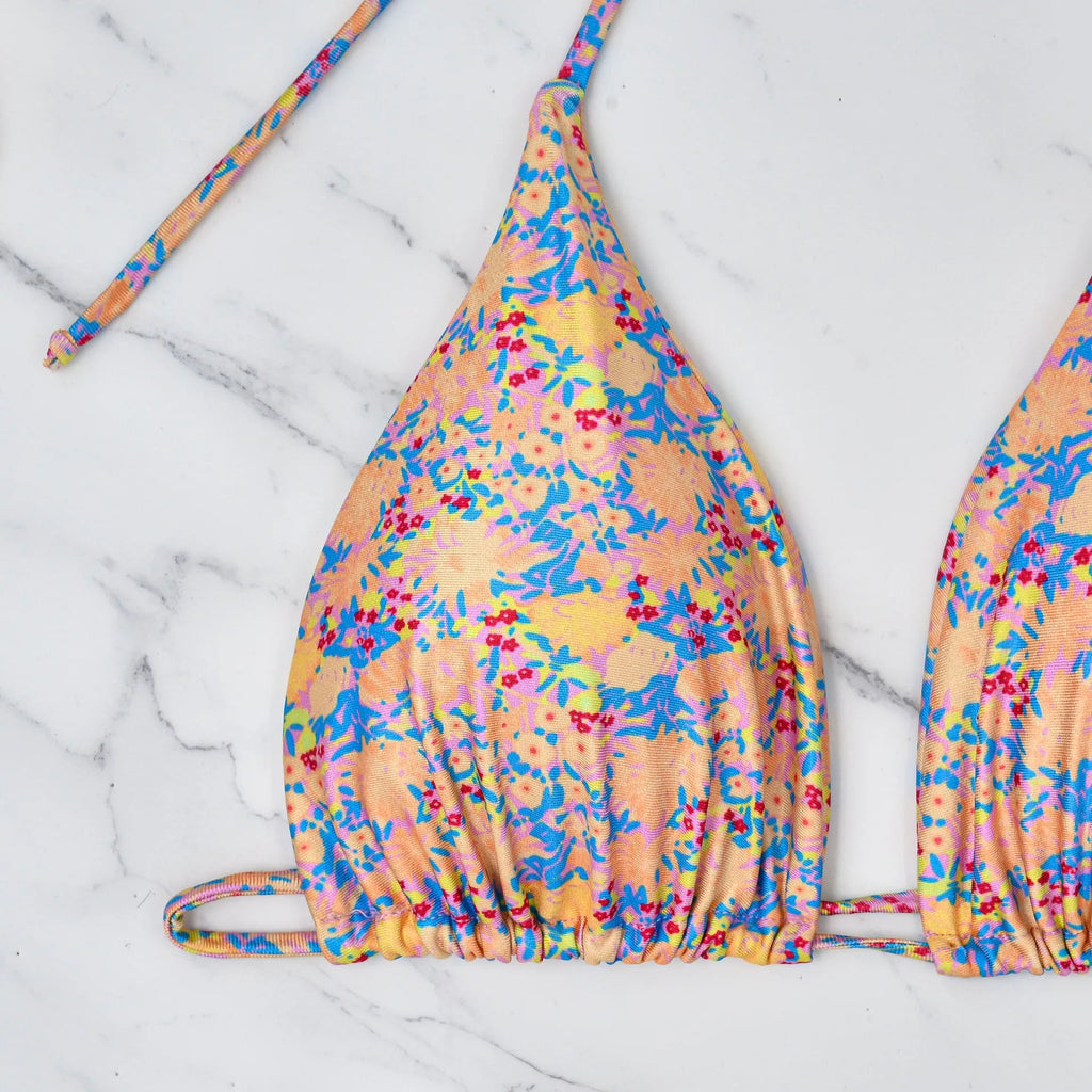 Lace-up bikini swimsuit with split design and briefs bottom