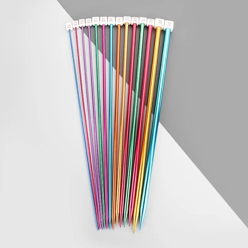 Extended aluminium crochet hook set with protective end caps in multiple sizes