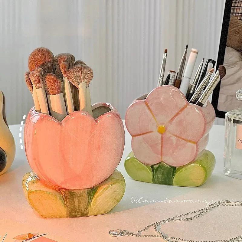 Ceramic tulip flower pen holder storage box measuring 11.8x5.8x10cm in blue floral design
