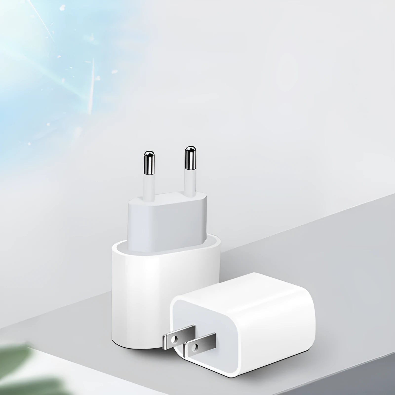 PD20W mobile phone charger with USB interface and European plug