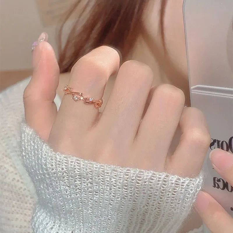 Adjustable open mouth copper index finger ring with inlaid zirconium thorns in geometric irregular shape