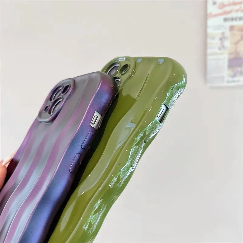 Silicone water ripple-effect mobile phone case for iPhone 17 series in wavy green colour.