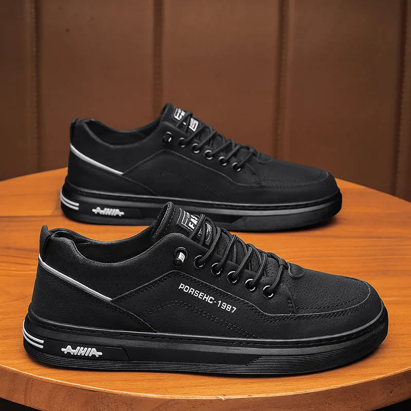 Men's low top casual shoe in khaki with artificial PU upper and flat rubber sole.