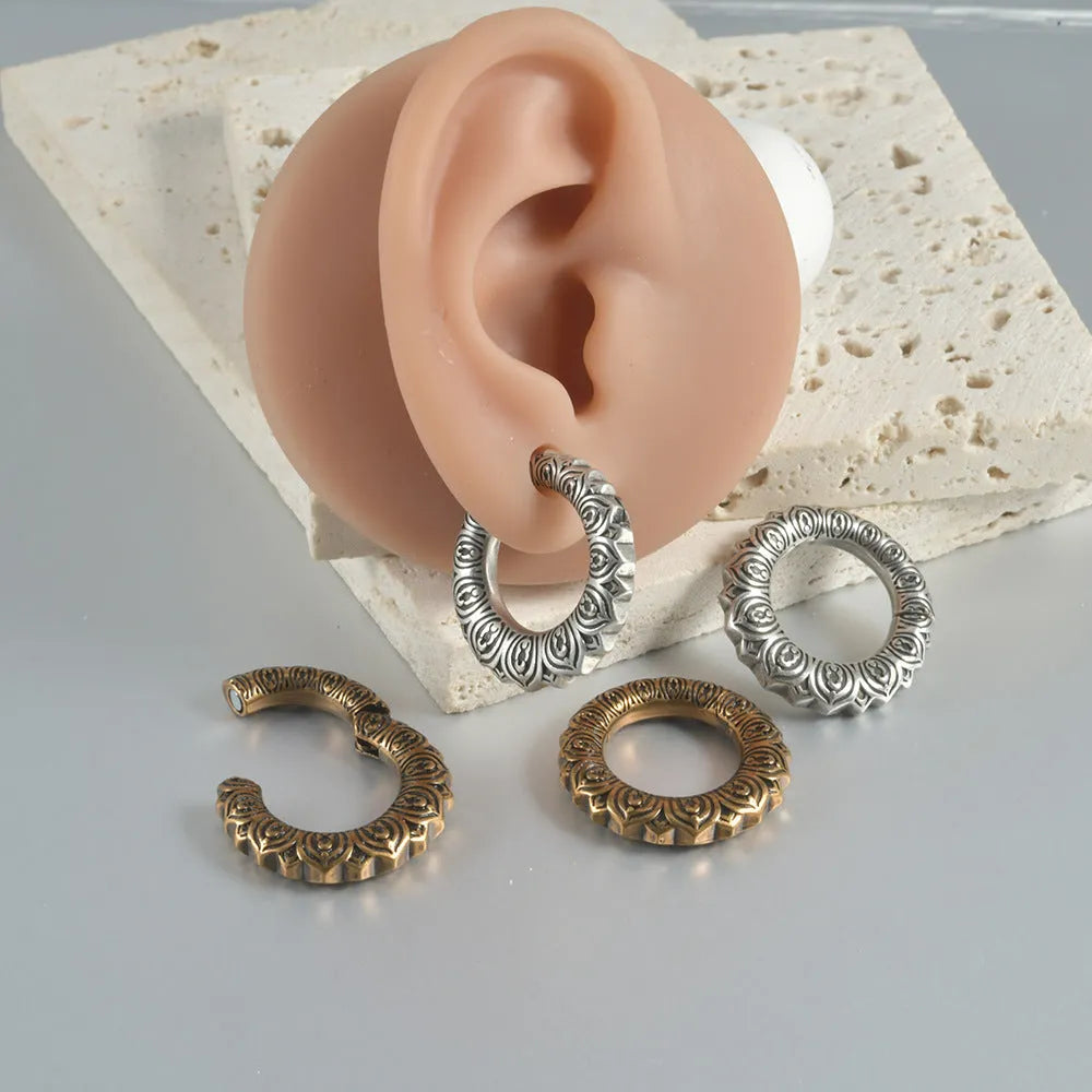 Large hollow out copper auricle alloy earrings with antique silver dragon shape geometric design