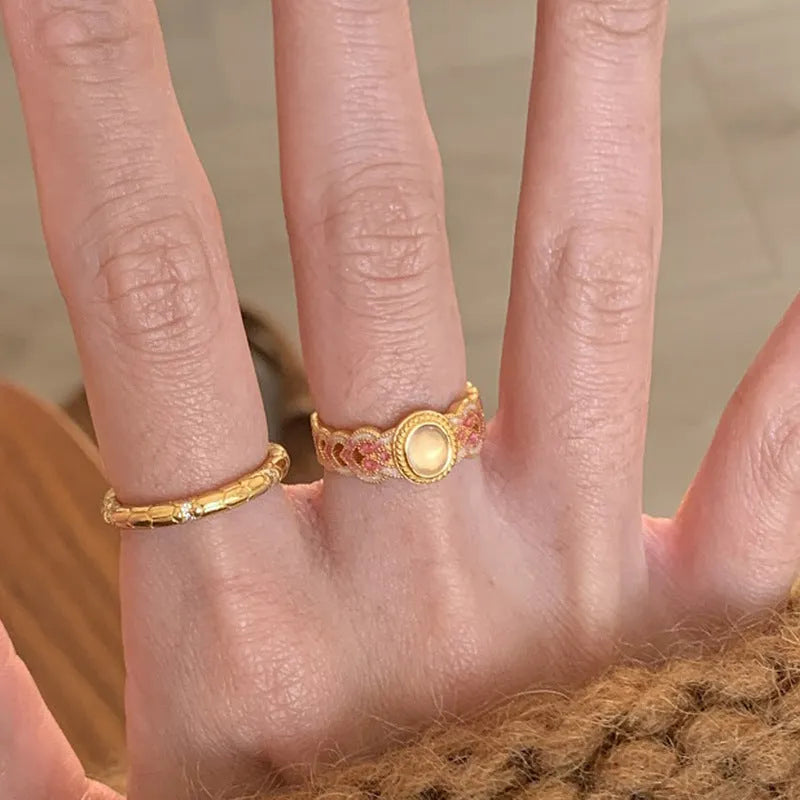Open mouth adjustable copper ring with geometric design and pink crystal enamel decoration for women