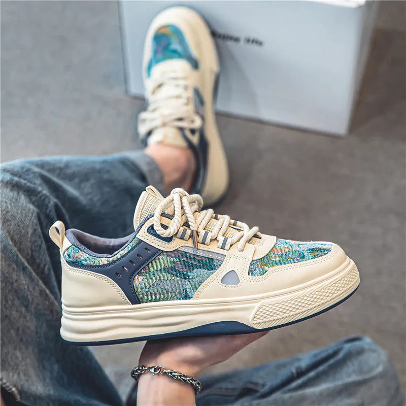 Canvas casual trainers in Milan green with flat heel and round toe design