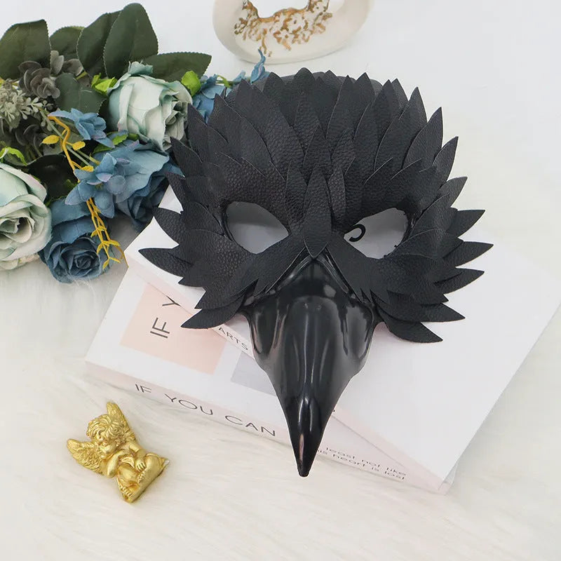 Black plastic bird mouth masquerade mask with horror style for Halloween