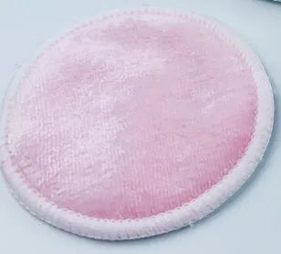 Velvet makeup remover pads in red and blue colours showing soft texture and circular shape