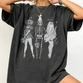 Loose-fitting cotton summer T-shirt with short sleeves and round neck in various colours