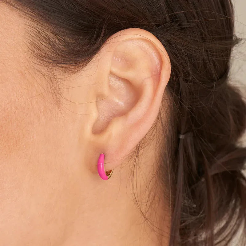 Curved oval earrings with dripping oil colour finish in geometric U-shape design