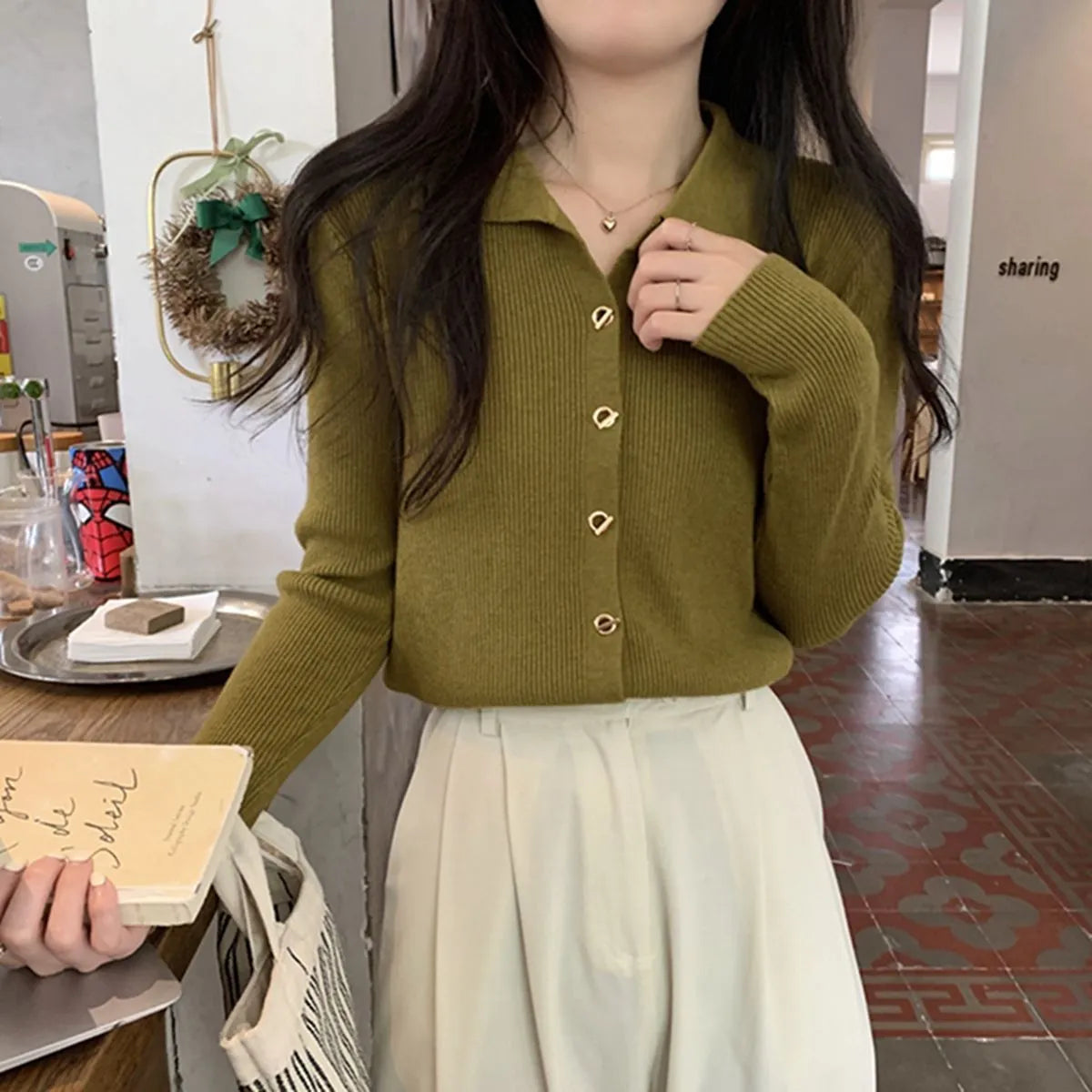 Long-sleeved knitted cardigan bottoming top in viscose fibre with loose fit