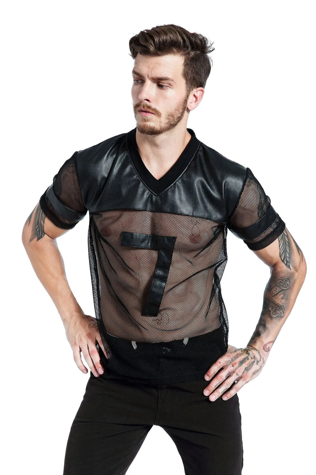Men's black breathable mesh running T-shirt with V-neck stitching, casual sports top