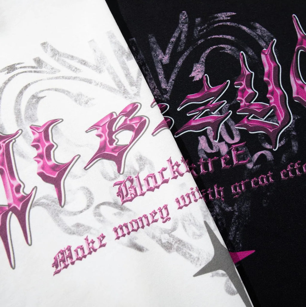 Men's black retro print cotton t-shirt with short sleeves and round neck.