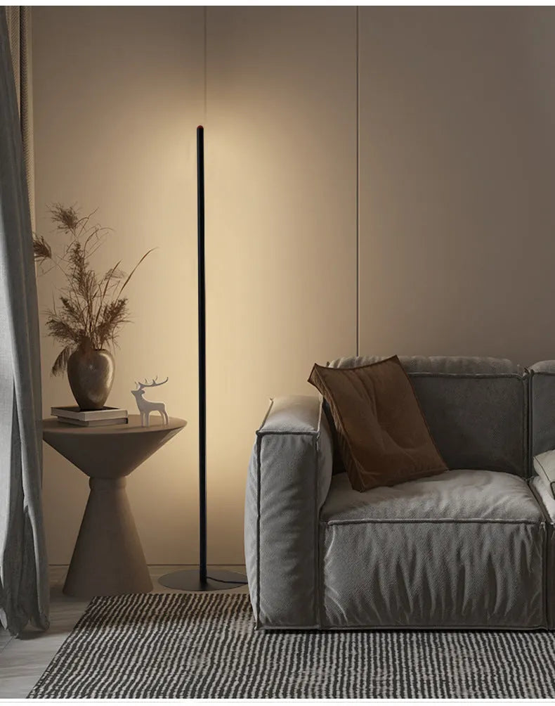 Vertical aluminium alloy table lamp with USB cable in modern simple design