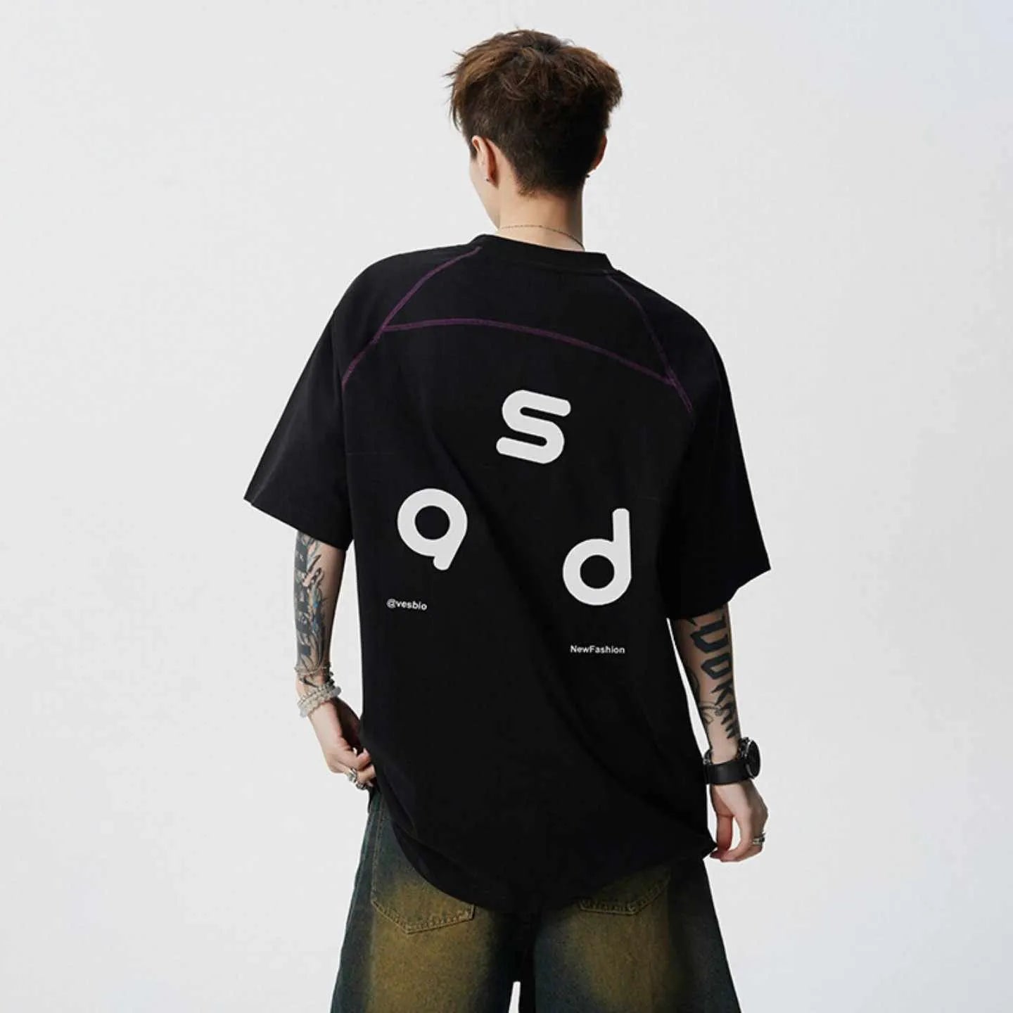 Men's cotton short sleeve t-shirt with letter print design in loose fit