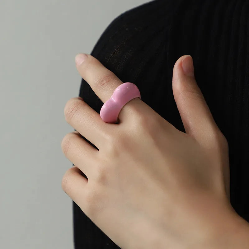 Original design three-dimensional enamel heart ring in zinc alloy with colour options