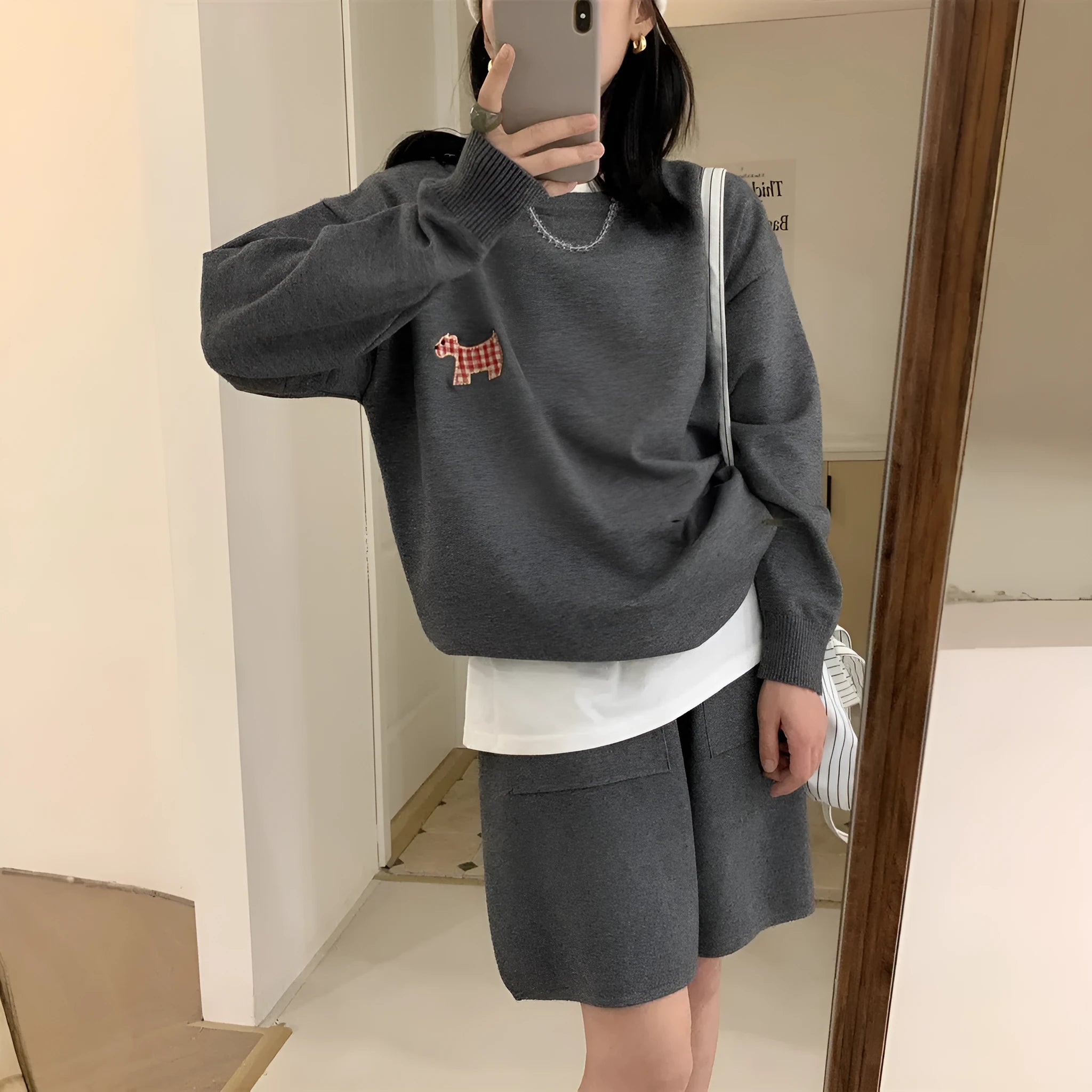 Women's casual knitted sweater shorts matching set in imitation cashmere fabric with embroidery details