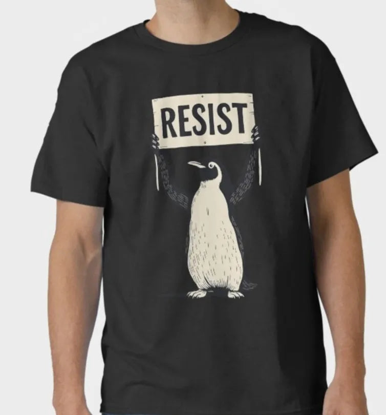 Loose fit cotton summer t-shirt with short sleeves and round neck in black colour