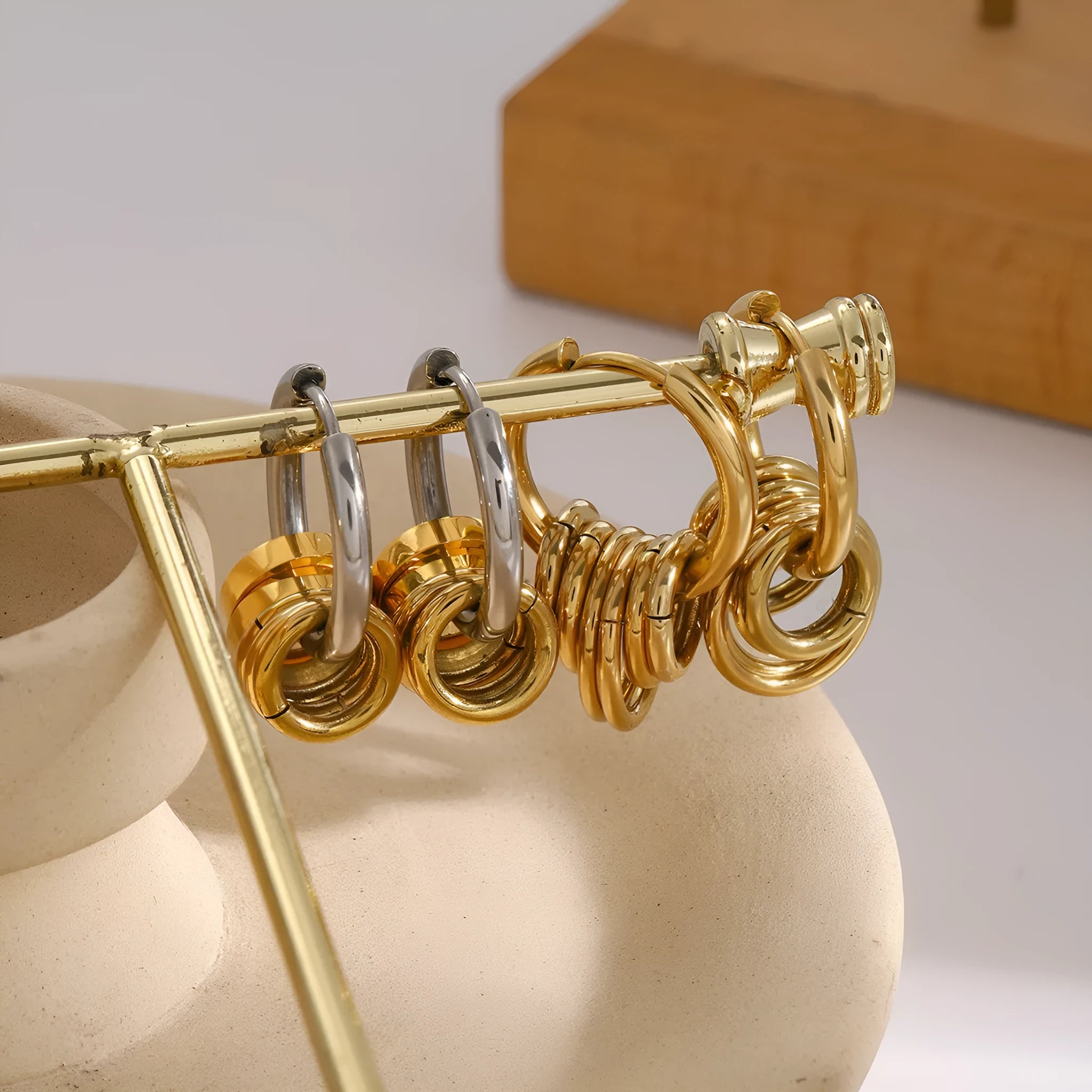 Stainless steel electroplated earrings in silver and rose gold tones with ins style design