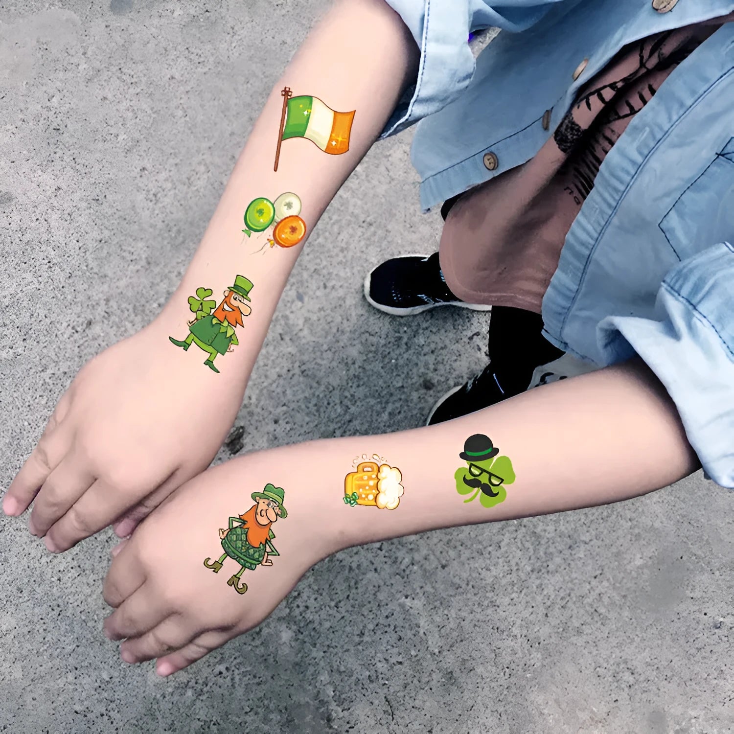 St Patrick's Day clover temporary tattoo sticker measuring 120 × 75mm with water transfer printing