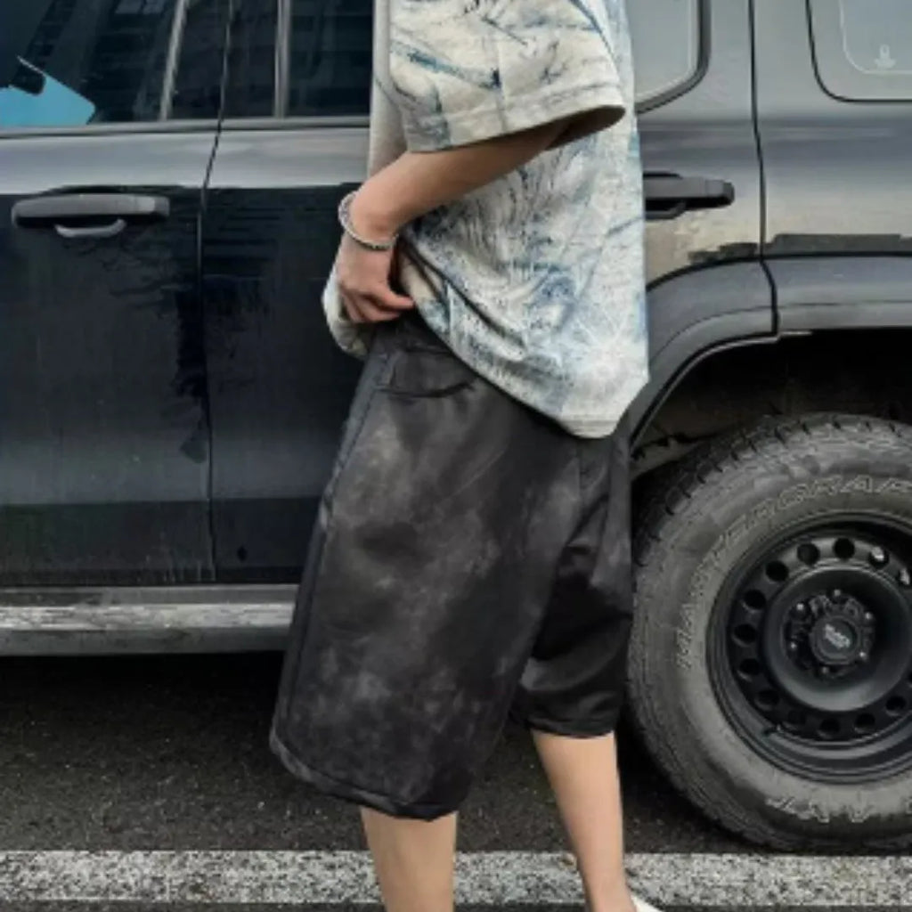 Korean style loose fit polyester T-shirt with round neck and short sleeves in solid colour