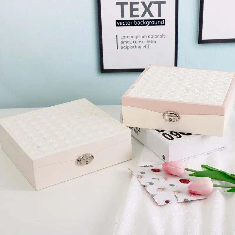 Red or white PU jewellery storage box with large capacity for necklaces and rings