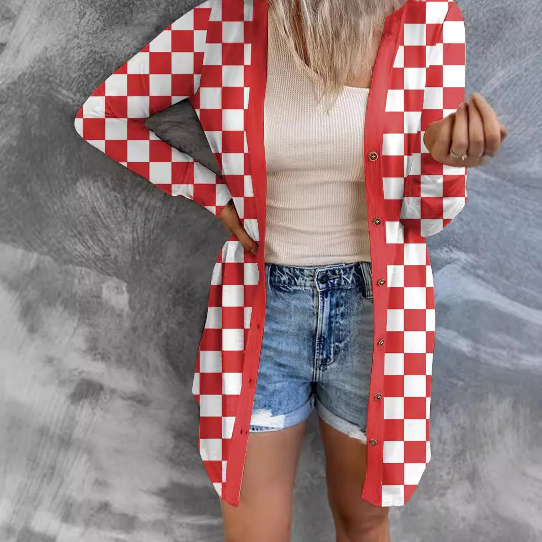 Women's loose knitted plaid cardigan coat in street fashion style with regular sleeves