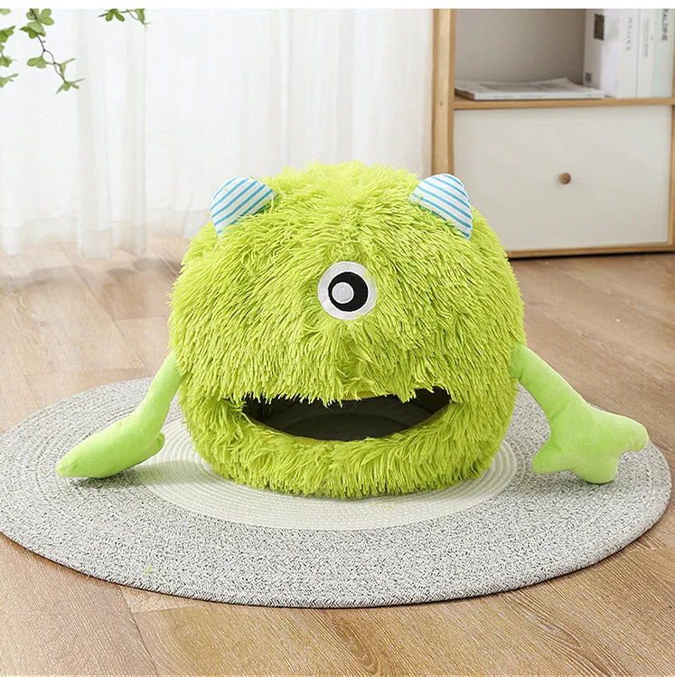 Round plush cat bed for indoor cats and small dogs in three sizes