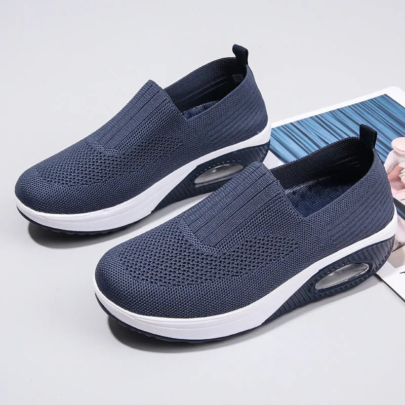 Women's mesh running shoes with air cushion midsole in multiple colour options