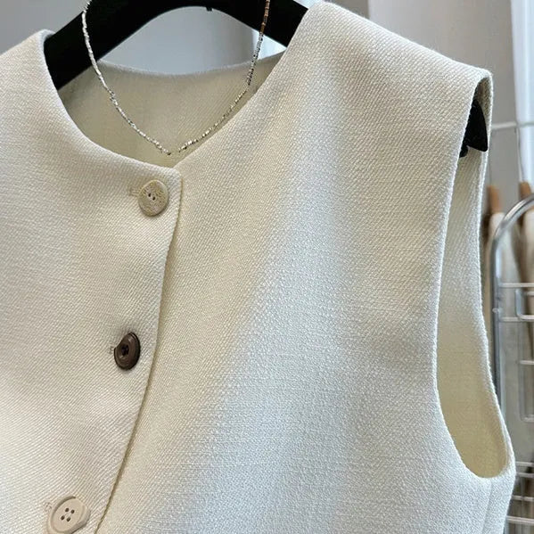 Women's round neck sleeveless bandage vest in polyester fabric for office wear
