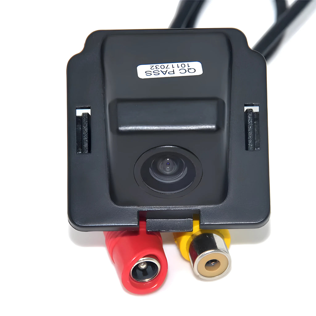 Black waterproof reversing camera with 170-degree viewing angle for car rear view