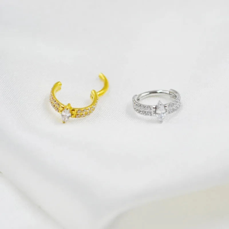 Titanium steel heart-shaped zircon earrings with diamond treatment in gold or silver finish