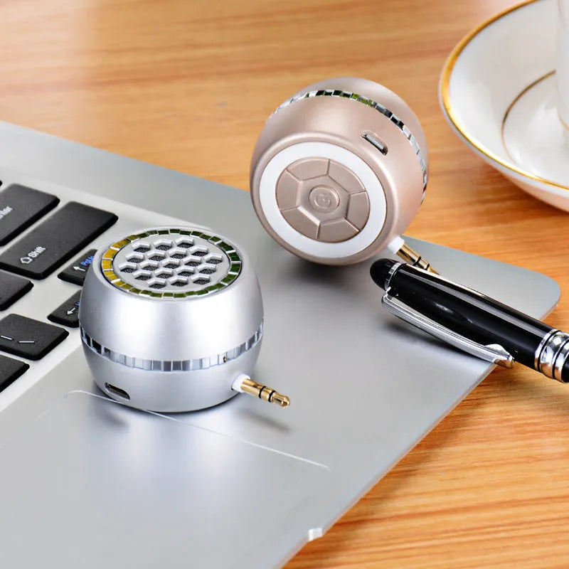 Universal external amplifier speaker in black, gold, or rose gold with 5V USB power input