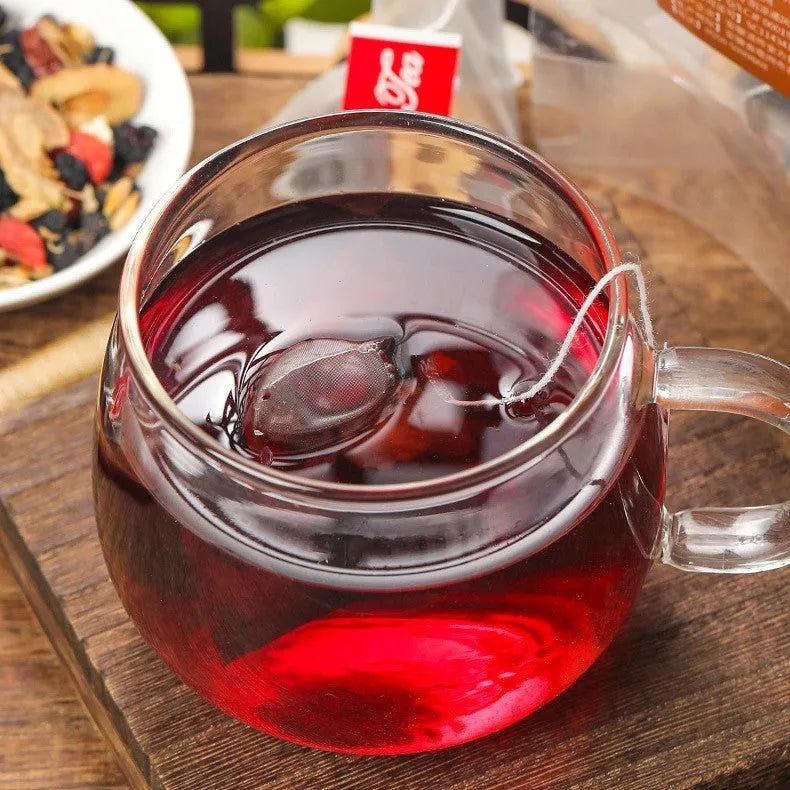 Box of Ginseng Black Wolfberry Tea for Men showing 40 individual tea bags.