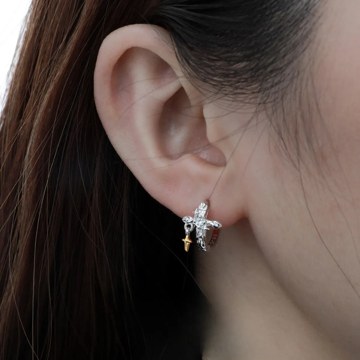 Geometric cross earrings in 925 silver with white gold colour finish