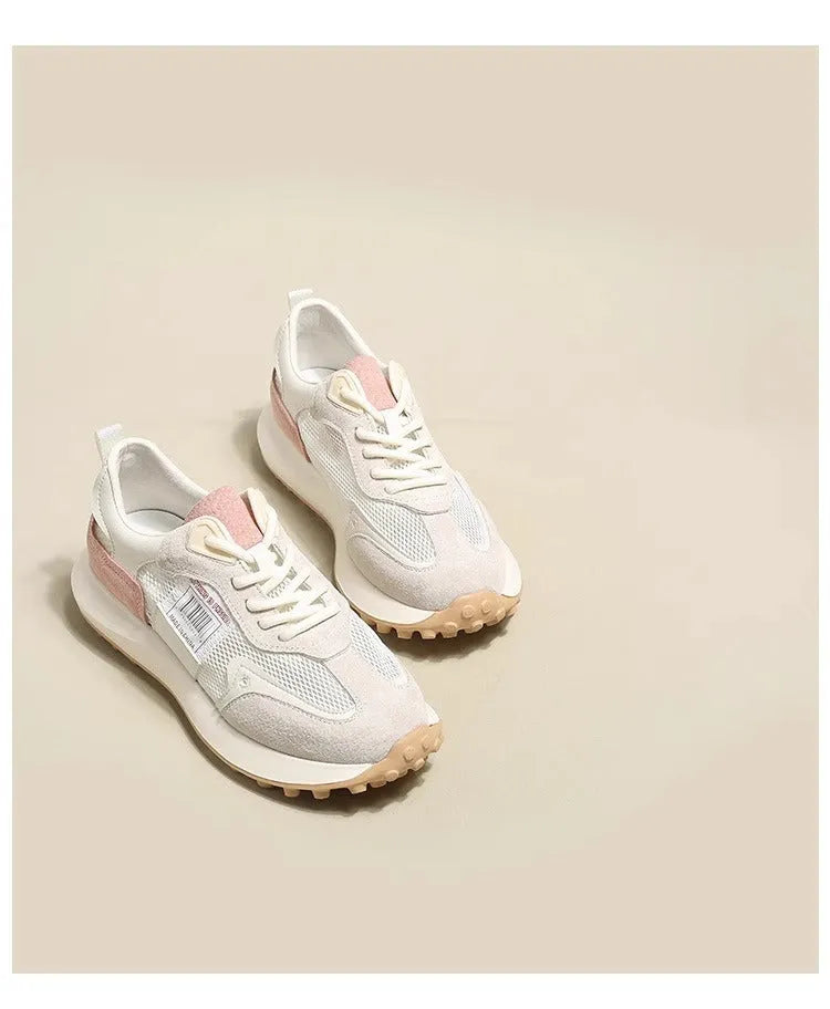 Women's low-top retro sneaker in grey with round toe, rubber sole, and shallow-cut design under 7cm.