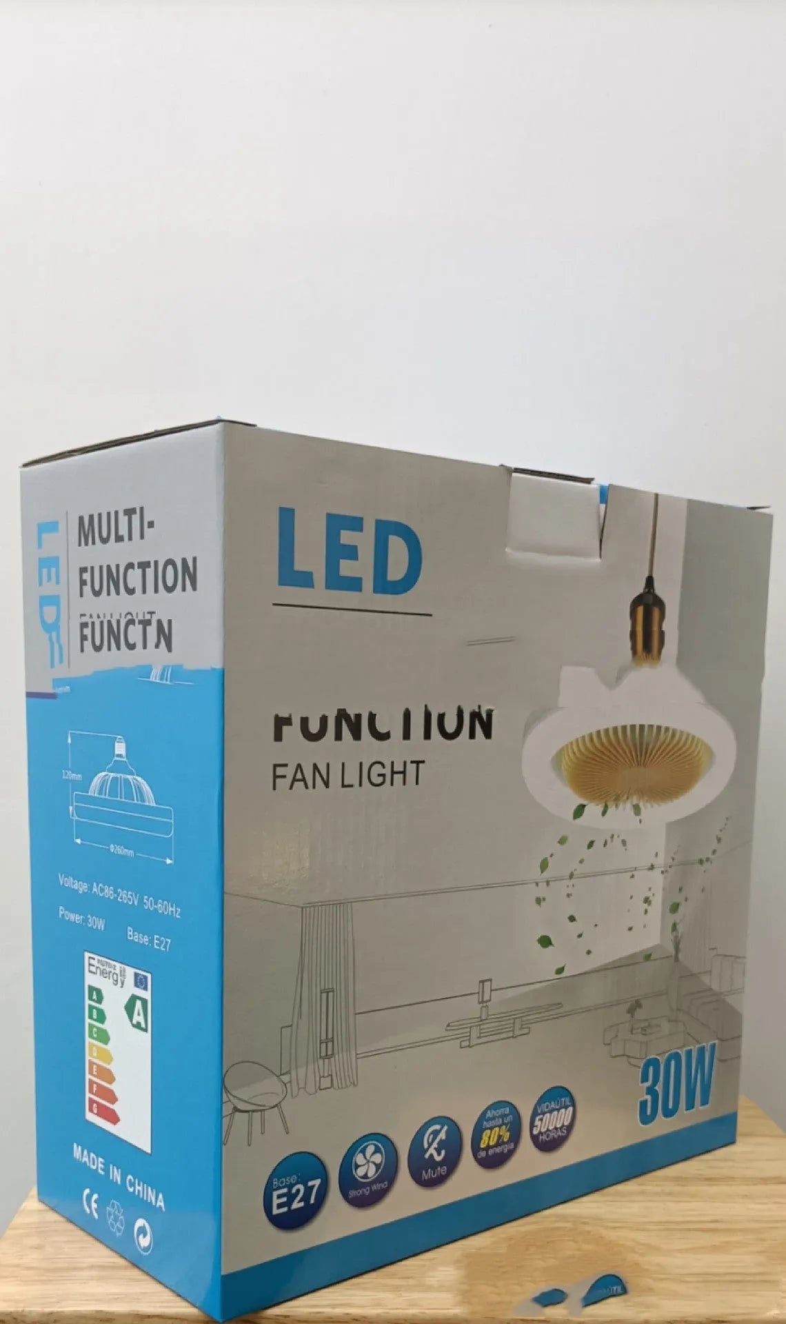 26cm round remote control ceiling fan with E27 30W LED lamp, plastic blades and shade, modern minimalist style