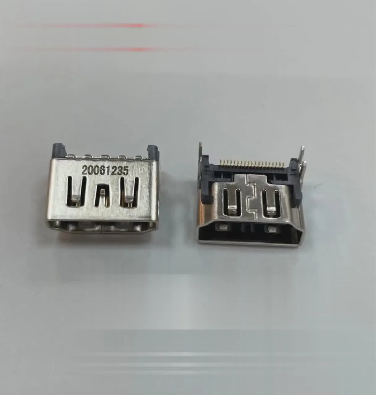 Silver HDMI host socket interface connector for gaming machine accessories